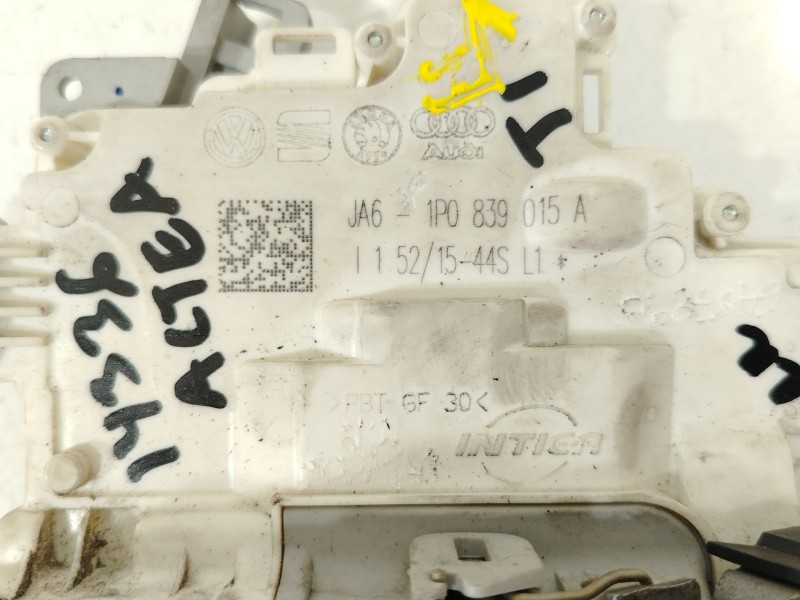 Recambio de cerradura puerta trasera izquierda para seat altea (5p1) 1.9 tdi referencia OEM IAM 1P0839015A  