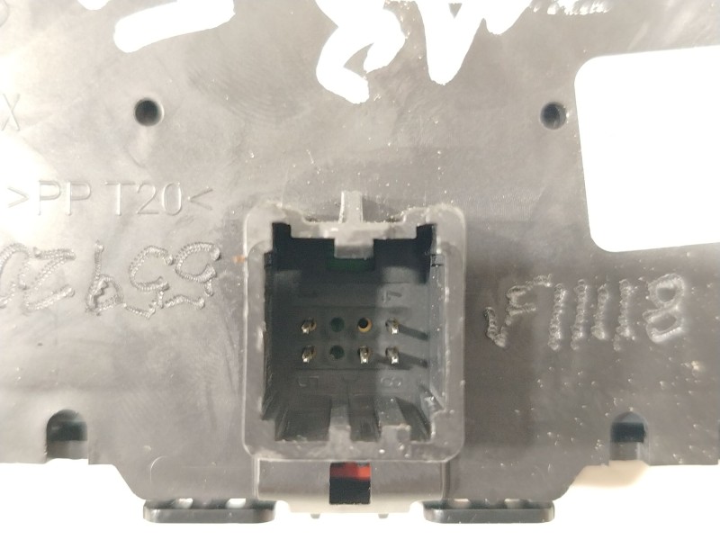 Recambio de sistema audio / radio cd para ford focus lim. titanium referencia OEM IAM F1ET18K811HD  