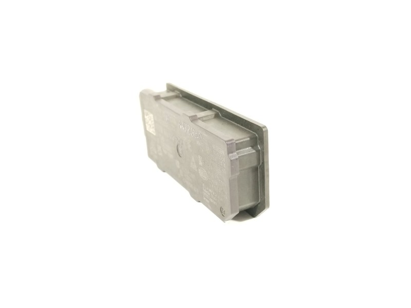 Recambio de antena para cupra formentor (km7) 1.4 e-hybrid referencia OEM IAM 5WA962133G  