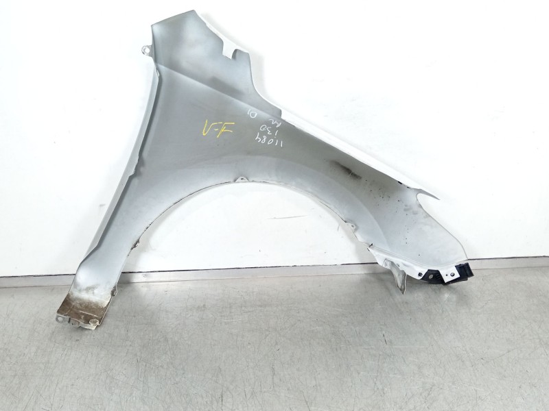 Recambio de aleta delantera izquierda para hyundai i30 comfort referencia OEM IAM 663112R010  