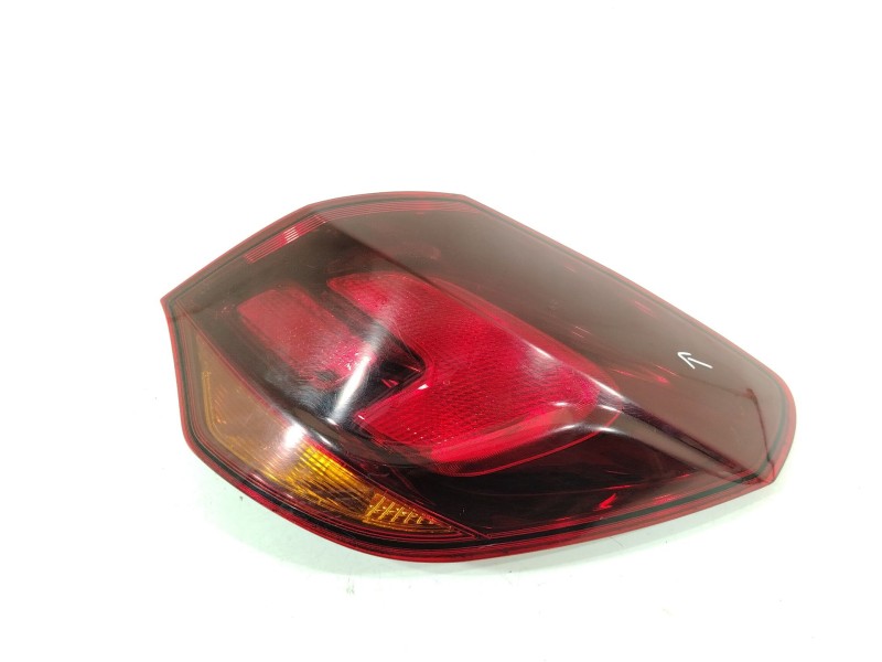 Recambio de piloto trasero derecho para opel astra j (p10) 1.6 cdti (68) referencia OEM IAM 13319948  