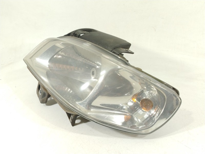 Recambio de faro izquierdo para seat ibiza ii (6k1) 1.9 sdi referencia OEM IAM 6K1941043A  