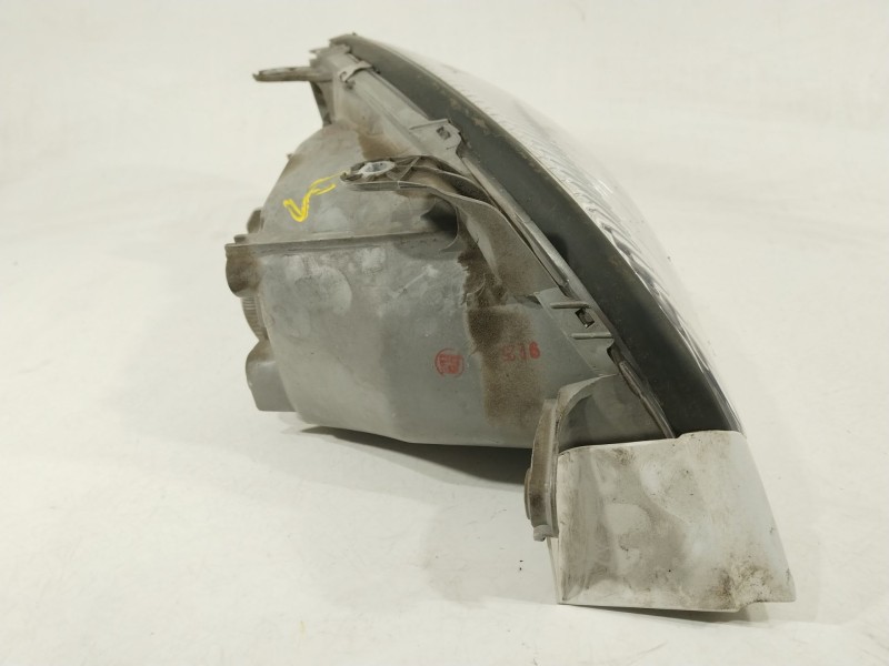 Recambio de faro izquierdo para daewoo lanos (klat) 1.5 referencia OEM IAM 96304610  
