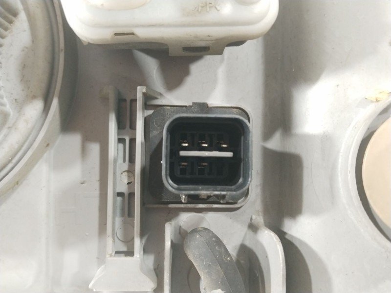 Recambio de faro izquierdo para daewoo lanos (klat) 1.5 referencia OEM IAM 96304610  