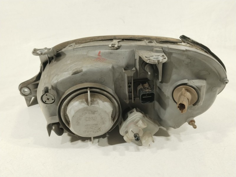 Recambio de faro derecho para daewoo lanos (klat) 1.5 referencia OEM IAM 96304611  