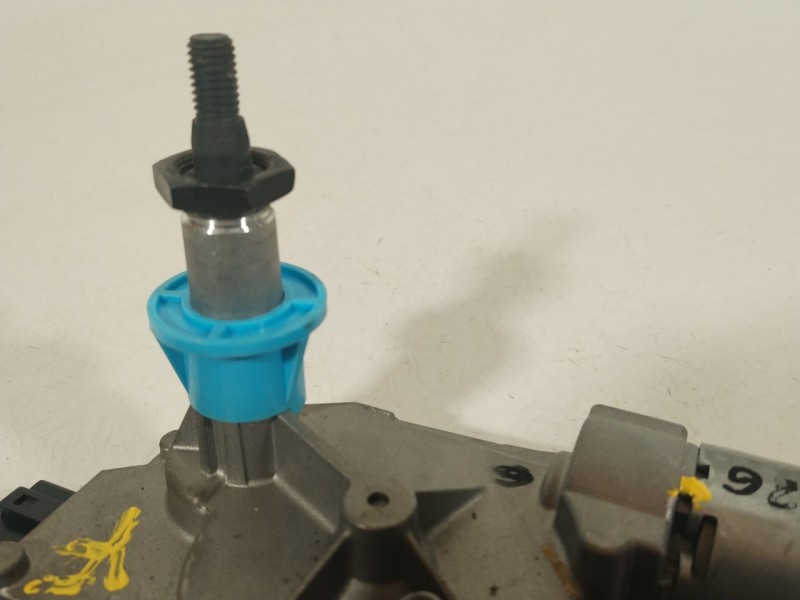 Recambio de motor limpia trasero para hyundai i30 (gd) 1.6 crdi referencia OEM IAM 987002L000 F00S2B2182 