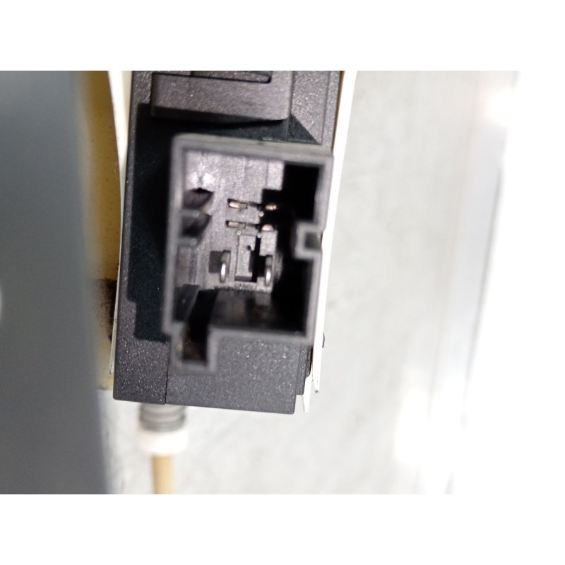 Recambio de elevalunas trasero izquierdo para audi a6 avant (4f5) 3.0 tdi quattro referencia OEM IAM 4F0839461 4F0959801A 