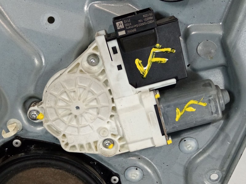 Recambio de elevalunas delantero izquierdo para seat ibiza iii (6l1) 1.4 16v referencia OEM IAM 6L3837751CH 6L3837755T 