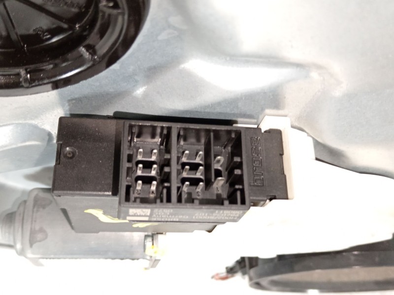 Recambio de elevalunas delantero derecho para seat ibiza iii (6l1) 1.4 16v referencia OEM IAM 6L3837752CQ 6L3837756AC 6L2959801