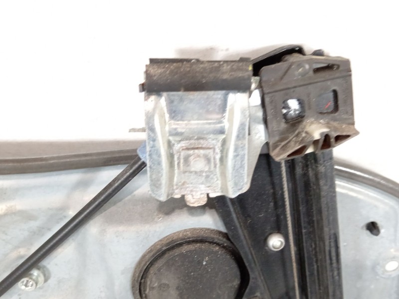 Recambio de elevalunas delantero derecho para seat ibiza iii (6l1) 1.4 16v referencia OEM IAM 6L3837752CQ 6L3837756AC 6L2959801