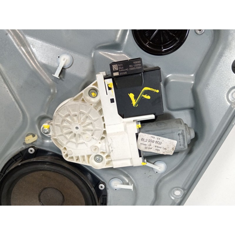 Recambio de elevalunas delantero izquierdo para seat ibiza iii (6l1) 1.4 16v referencia OEM IAM 6L3837751CH 6L2959802 6L3837755A