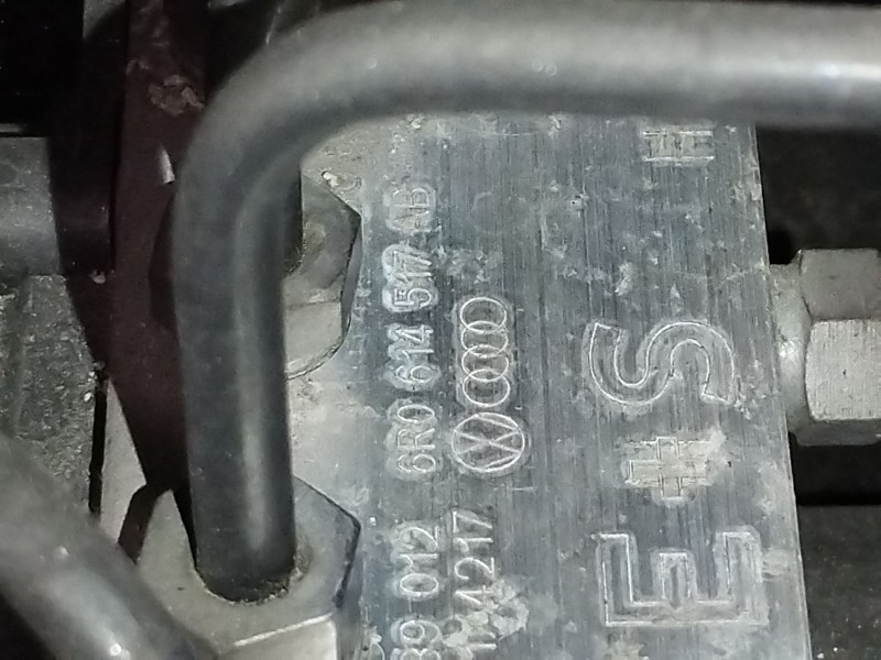 Recambio de abs para volkswagen polo v (6r1, 6c1) 1.6 tdi referencia OEM IAM 6R0614517AB  0265239012