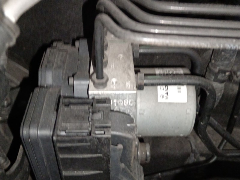 Recambio de abs para hyundai ix35 (lm, el, elh) 1.7 crdi referencia OEM IAM 589202Y350 8H6013I001 