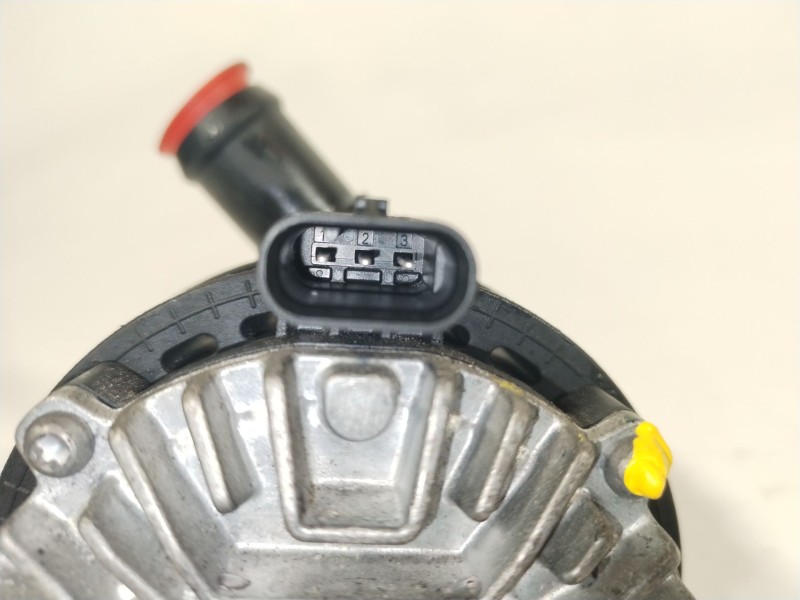 Recambio de bomba agua para cupra formentor (km7) 1.4 e-hybrid referencia OEM IAM 3WA965567A  