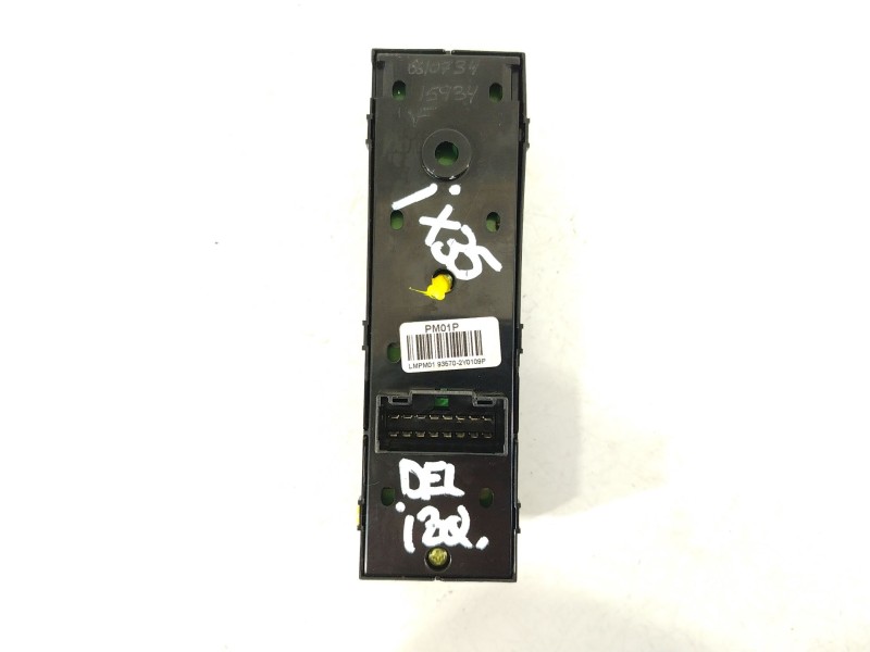 Recambio de mando elevalunas delantero izquierdo para hyundai ix35 (lm, el, elh) 1.7 crdi referencia OEM IAM 935702Y0109P  