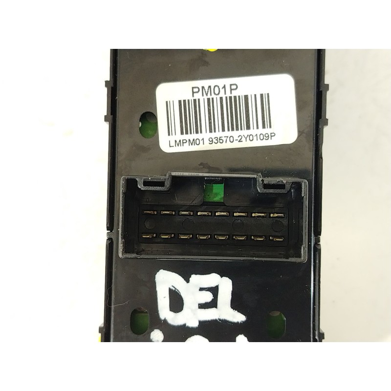 Recambio de mando elevalunas delantero izquierdo para hyundai ix35 (lm, el, elh) 1.7 crdi referencia OEM IAM 935702Y0109P  