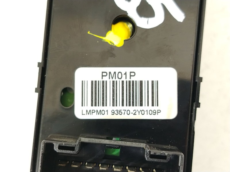 Recambio de mando elevalunas delantero izquierdo para hyundai ix35 (lm, el, elh) 1.7 crdi referencia OEM IAM 935702Y0109P  