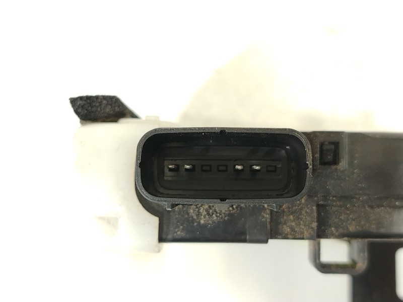 Recambio de cerradura puerta trasera derecha para hyundai ix35 (lm, el, elh) 1.7 crdi referencia OEM IAM 814202Y000  