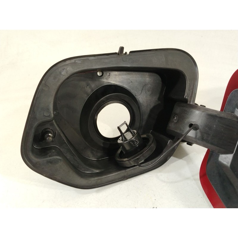 Recambio de tapa exterior combustible para opel corsa f (p2jo) 1.2 (68) referencia OEM IAM 39167574 39167575 