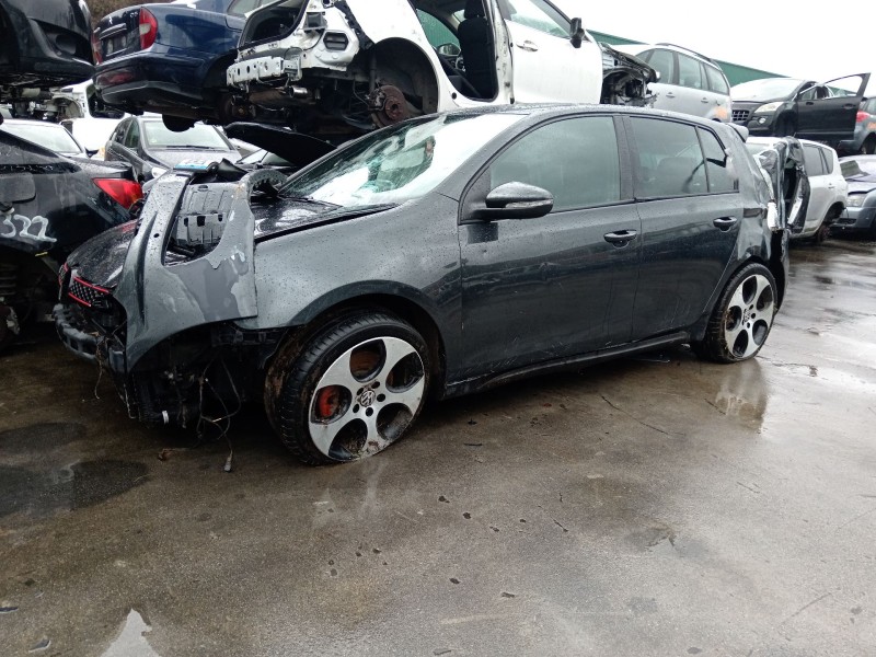 volkswagen golf vi (5k1) del año 2010