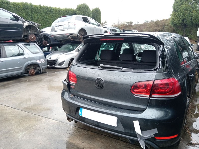 volkswagen golf vi (5k1) del año 2010