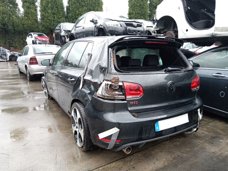 volkswagen golf vi (5k1) del año 2010