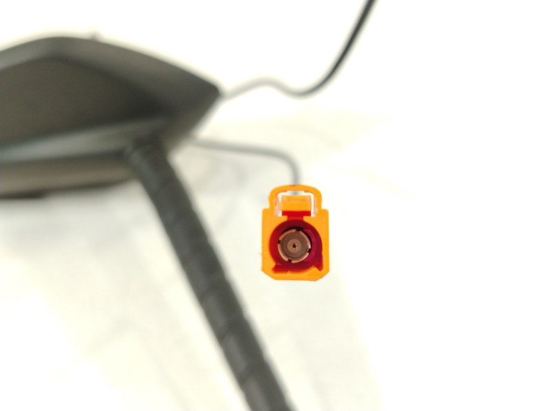 Recambio de antena para opel corsa f (p2jo) 1.2 (68) referencia OEM IAM 98512735XT  