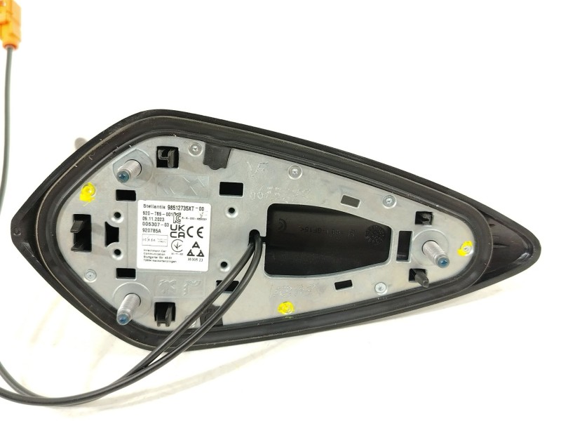 Recambio de antena para opel corsa f (p2jo) 1.2 (68) referencia OEM IAM 98512735XT  