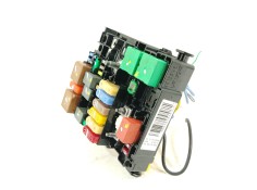 Recambio de caja reles / fusibles para opel corsa f (p2jo) 1.2 (68) referencia OEM IAM 9804848480   2