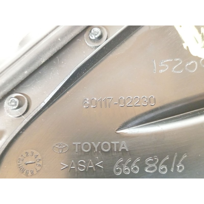 Recambio de moldura para toyota corolla fastback (_e21_) 1.8 hybrid (zwe211) referencia OEM IAM 6011702230  