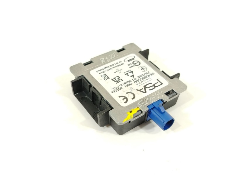 Recambio de amplificador para opel corsa f (p2jo) 1.2 (68) referencia OEM IAM 9840652280  