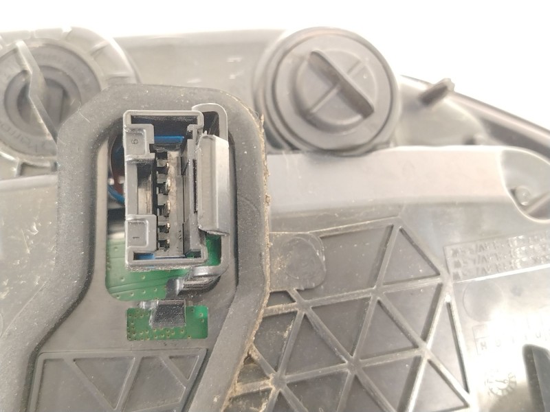 Recambio de piloto trasero derecho para citroën ds3 (sa_) 1.6 bluehdi 100 referencia OEM IAM 9808418480  