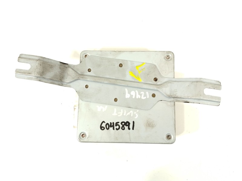 Recambio de centralita cambio automatico para suzuki swift berlina (mz) gl (3-ptas.) referencia OEM IAM 3888063JB0 32481110740 