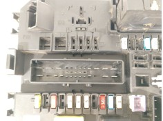 Recambio de caja reles / fusibles para opel zafira / zafira family b (a05) 1.9 cdti (m75) referencia OEM IAM 13220831 5DK0086695 2