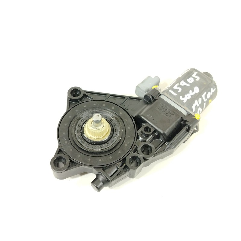 Recambio de motor elevalunas delantero izquierdo para hyundai i30 (gd) 1.6 crdi referencia OEM IAM 824502R000 0130822542 