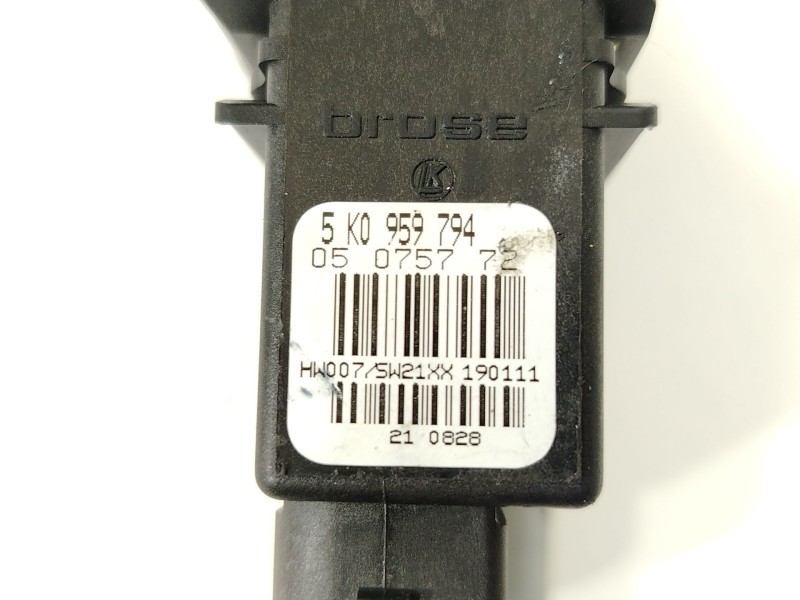 Recambio de motor elevalunas trasero izquierdo para volkswagen golf vi (5k1) advance bluemotion referencia OEM IAM 5K0959703D 01