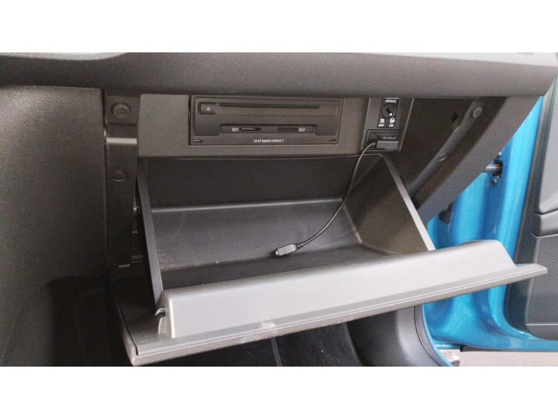 Recambio de guantera para seat leon sc (5f5) style referencia OEM IAM   