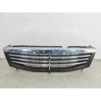 REJILLA DELANTERA 7946308000 7946008000