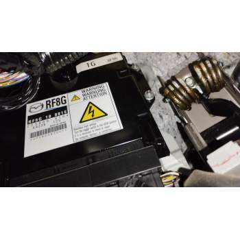 CENTRALITA MOTOR UCE 2758008104 RF8G18881E 