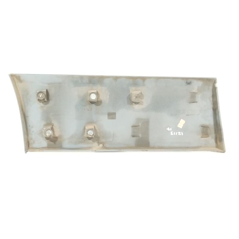 Recambio de moldura para opel vivaro b kasten/combi combi l1 2.7t referencia OEM IAM 788137407R 788131169R 93868749