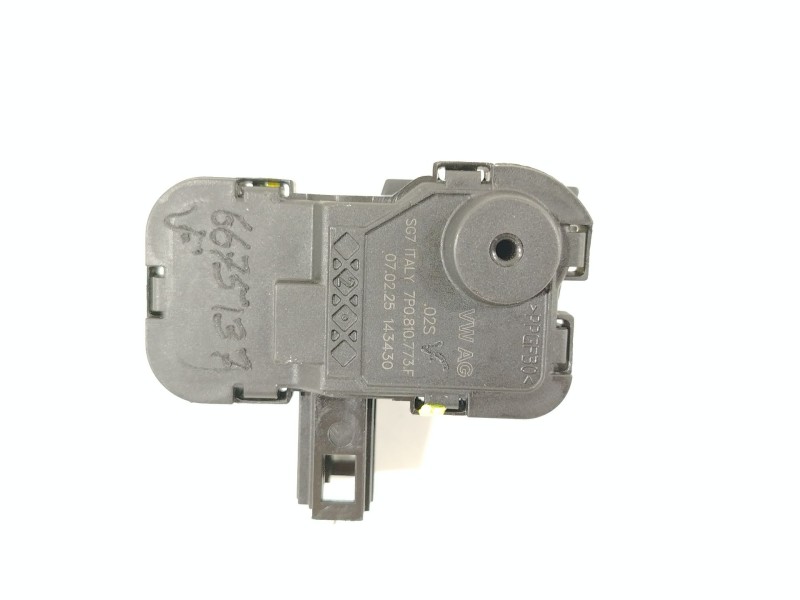 Recambio de motor tapa combustible para seat leon (5f1) 1.6 tdi referencia OEM IAM 7P0810773F  