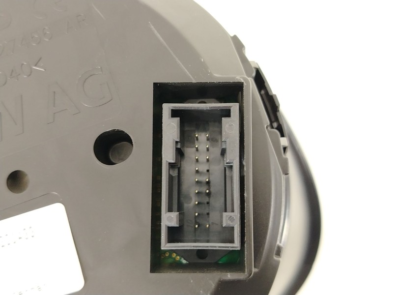 Recambio de cuadro instrumentos para seat leon (5f1) 1.6 tdi referencia OEM IAM 5F0920852A  