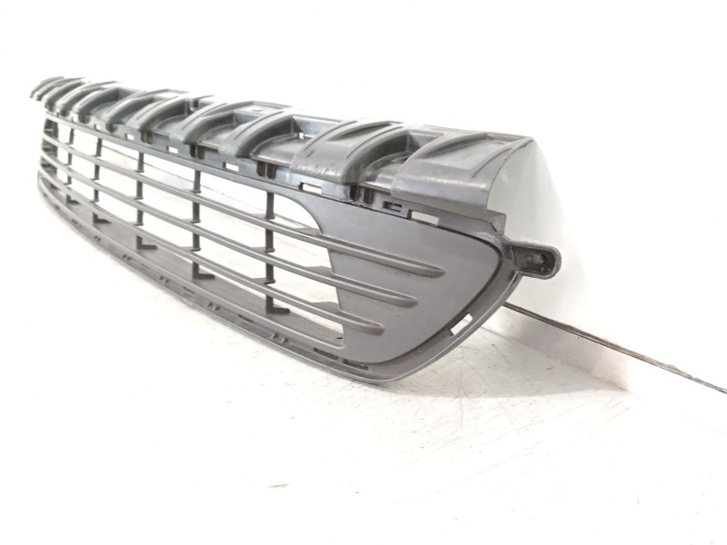 Recambio de rejilla paragolpes central para opel vivaro b kasten/combi combi l1 2.7t referencia OEM IAM 93452544 214698813R 