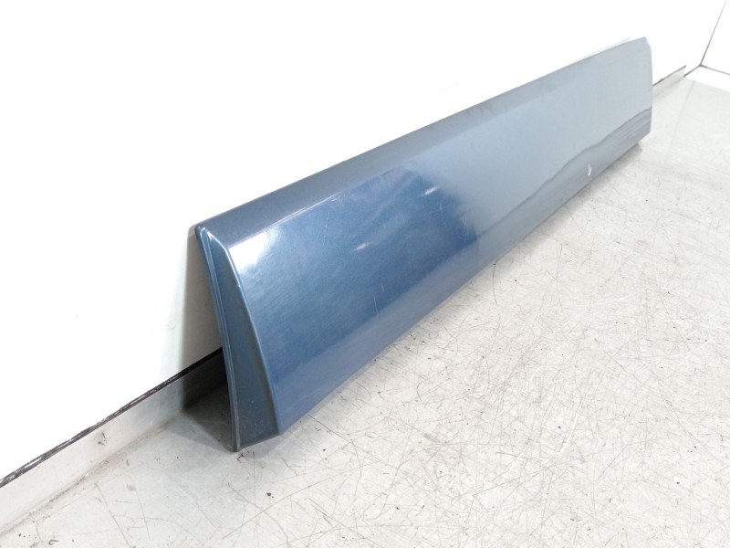 Recambio de moldura para opel vivaro b kasten/combi combi l1 2.7t referencia OEM IAM 768556674R 93867912 93453569