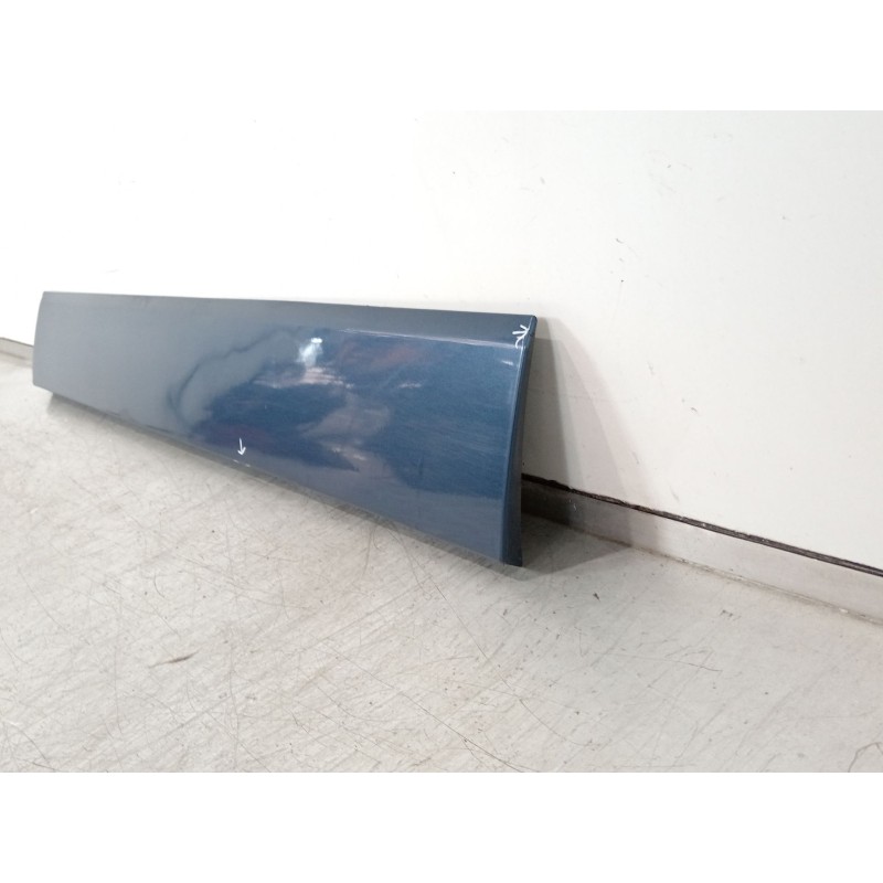 Recambio de moldura para opel vivaro b kasten/combi combi l1 2.7t referencia OEM IAM 768556674R 93867912 93453569