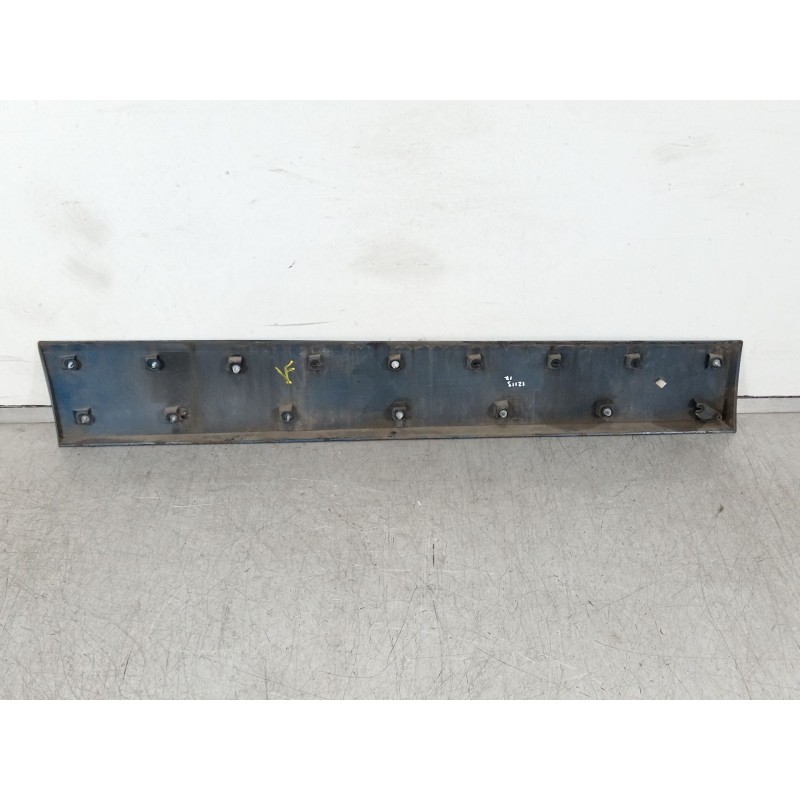 Recambio de moldura para opel vivaro b kasten/combi combi l1 2.7t referencia OEM IAM 768556674R 93867912 93453569
