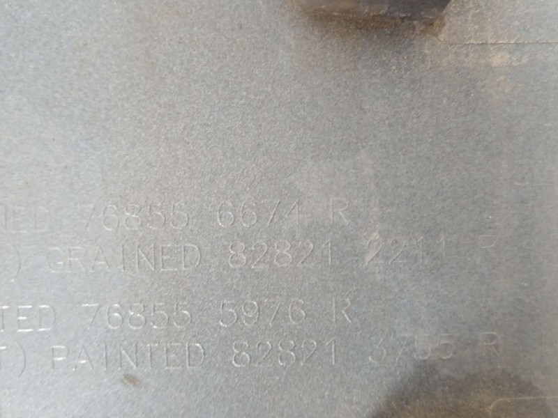 Recambio de moldura para opel vivaro b kasten/combi combi l1 2.7t referencia OEM IAM 768556674R 93867912 93453569