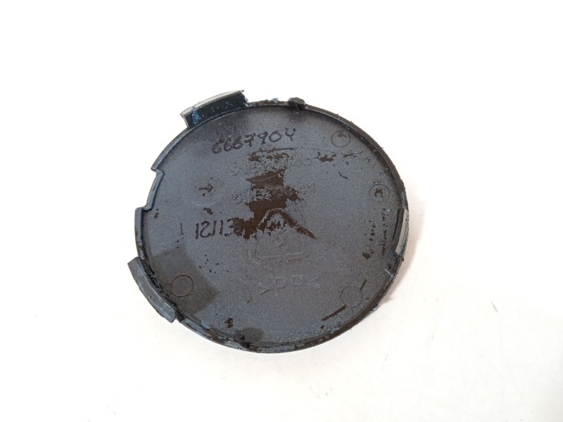 Recambio de tapa paragolpes para opel vivaro b kasten/combi combi l1 2.7t referencia OEM IAM 51530040 51530041 