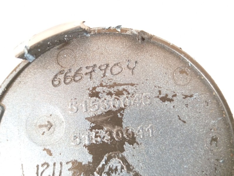 Recambio de tapa paragolpes para opel vivaro b kasten/combi combi l1 2.7t referencia OEM IAM 51530040 51530041 