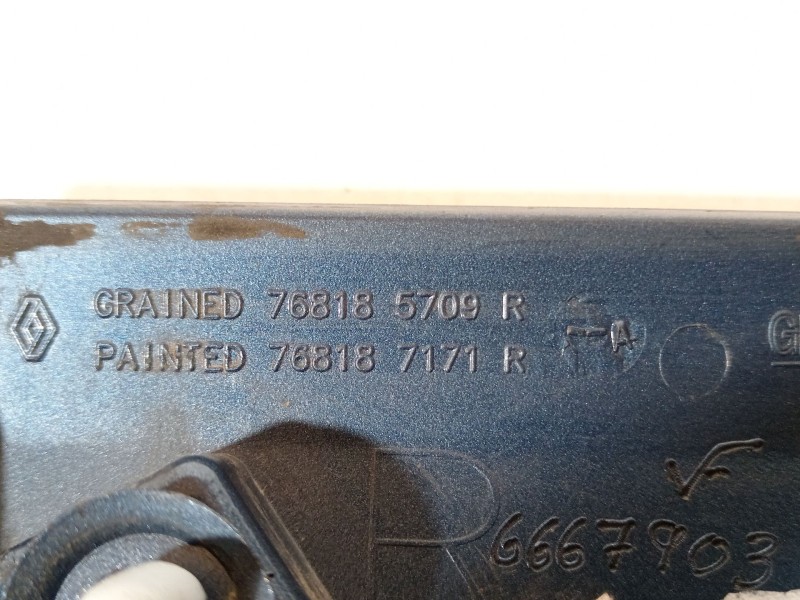 Recambio de moldura para opel vivaro b kasten/combi combi l1 2.7t referencia OEM IAM 768185709R 768187171R 93867909